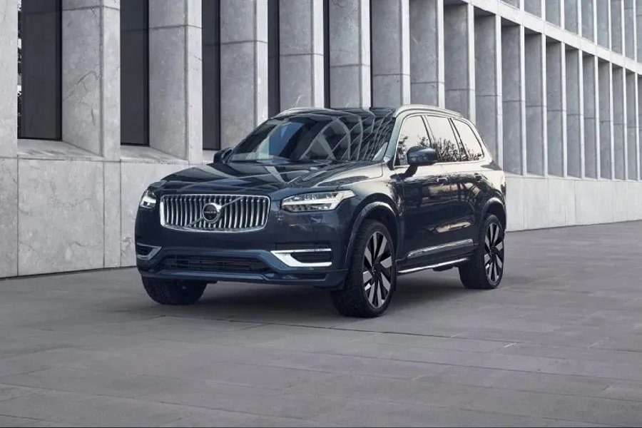Volvo Merayakan Era Diesel Terakhir dengan Menghadirkan XC90 Biru ke Museum