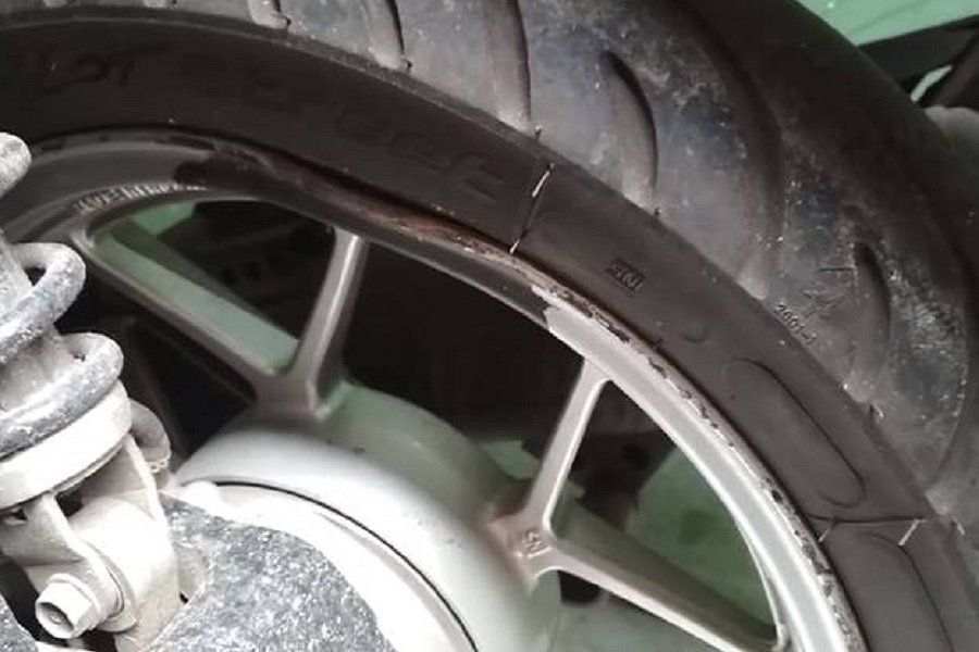 Waspadai Velg Motor Penyok! Dampak Fatal dan Solusinya yang Wajib Diketahui