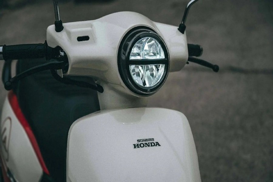 Wow! Honda NS125LA Skutik Retro Modern dengan Desain Ala Vespa Matic, Hanya 17 Jutaan!