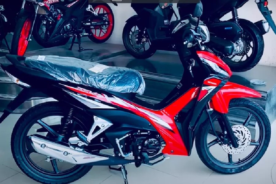 Wow! Honda Revo Facelift 2024 Tampil Lebih Segar dengan Fitur Baru, Ternyata Semakin Irit!