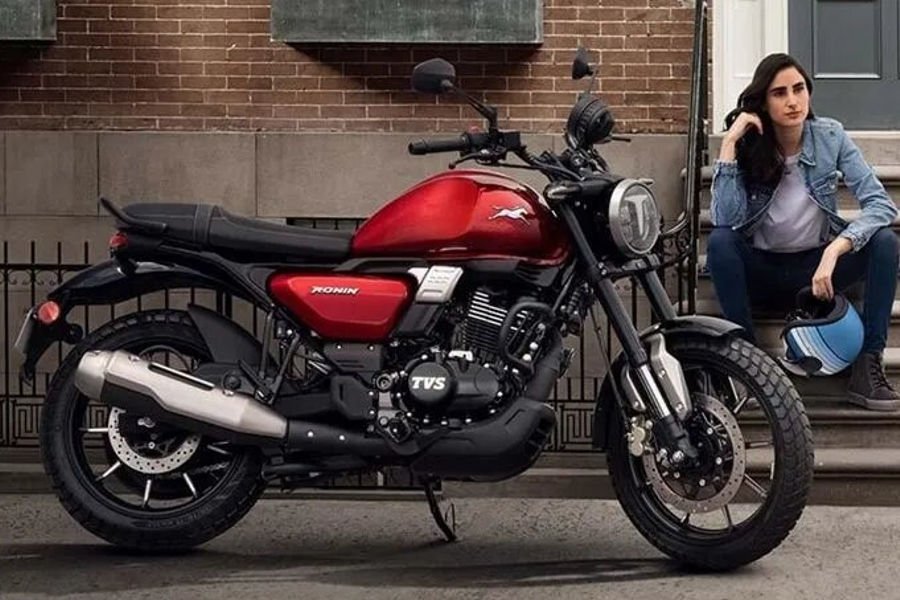 TVS Ronin 250 Saingan Baru Yamaha XSR 155 Tampilan Retro