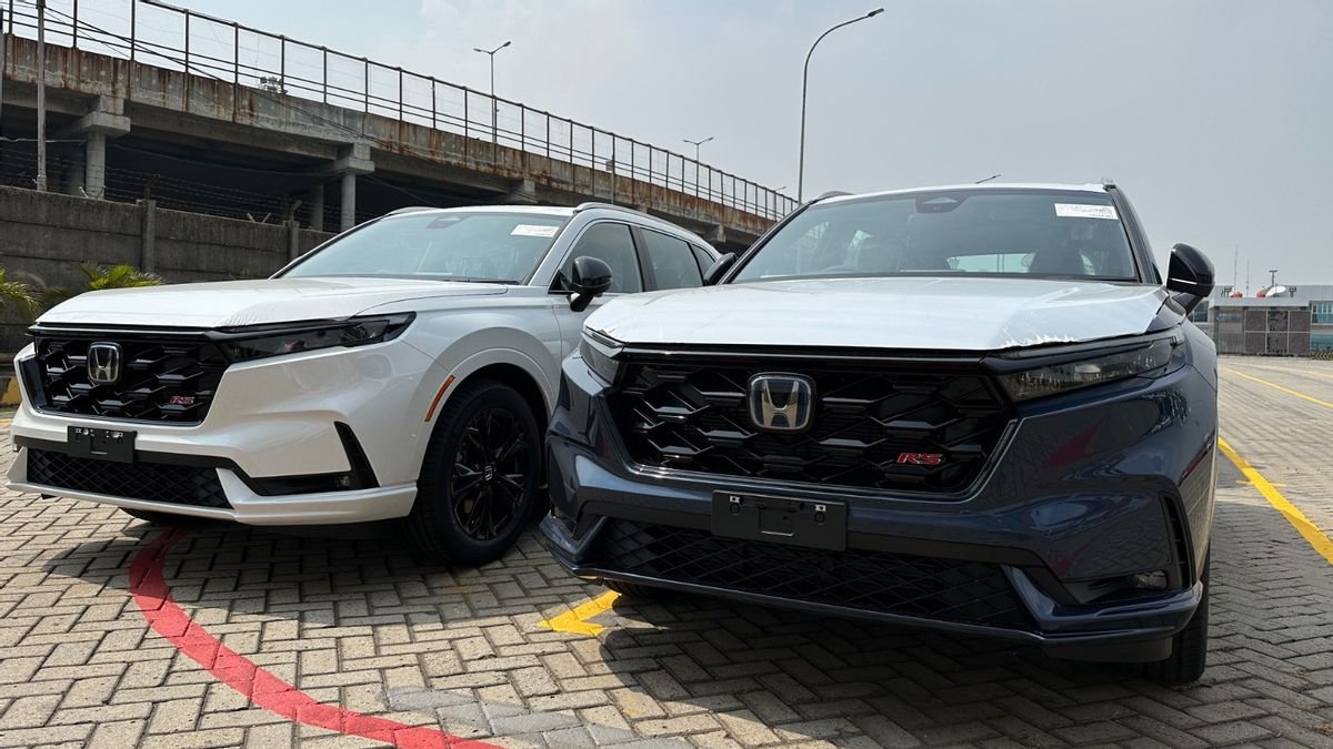 Analisis Penjualan dan Popularitas Honda CR-V Hybrid