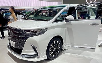 Performa Efisien Toyota Alphard Hybrid, Konsumsi BBM dan Fitur Unggulan