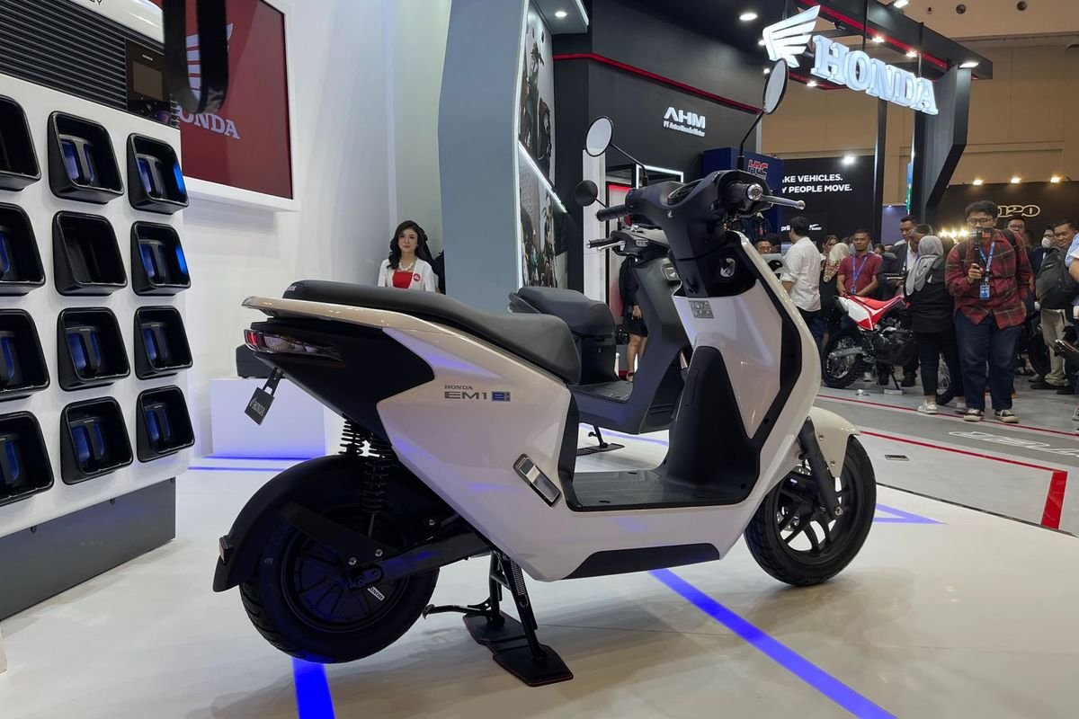 Ayo Gunakan Honda EM1 e untuk Kepedulian Lingkungan dengan Motor Listrik