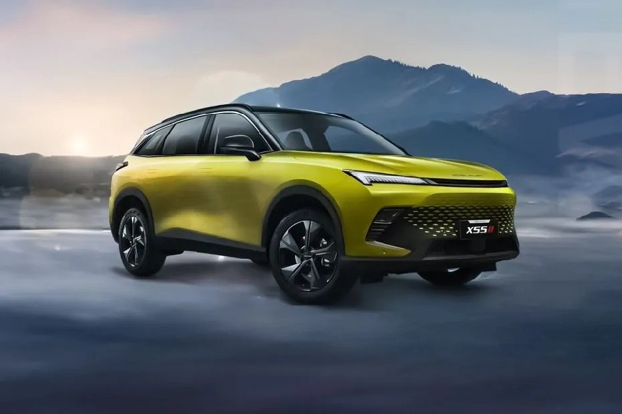 BAIC X55-II vs Honda HR-V Siapa yang Bakal Mendominasi Pasar SUV Indonesia