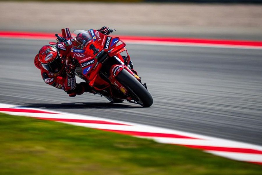 Bagnaia Taklukkan Tikungan Keramat! Raih Kemenangan di MotoGP Catalunya 2024