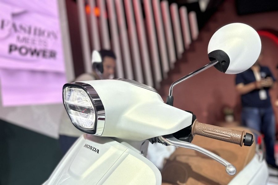 Beneran Bikin Ketagihan! Ini Rahasia Honda Stylo 160 yang Buat Semua Orang Gak Bisa Nahan Buat Punya Satu!
