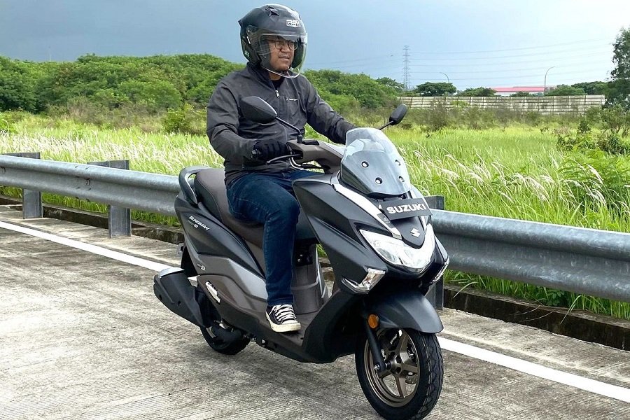 Kelebihan Suzuki Burgman Street 125, Banyak Jadi Pertimbangan!