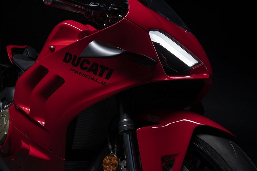 Bocoran Panigale V4 2025 Spek Terbaru dan Fitur Menarik yang Bikin Kamu Penasaran!