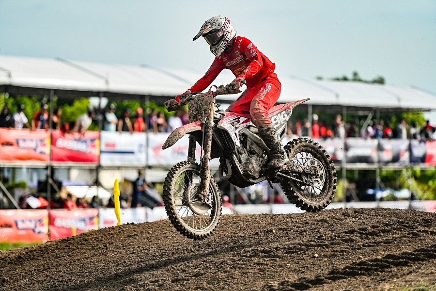 Delvintor Alfarizi Raih Poin Perdana di MXGP Lombok
