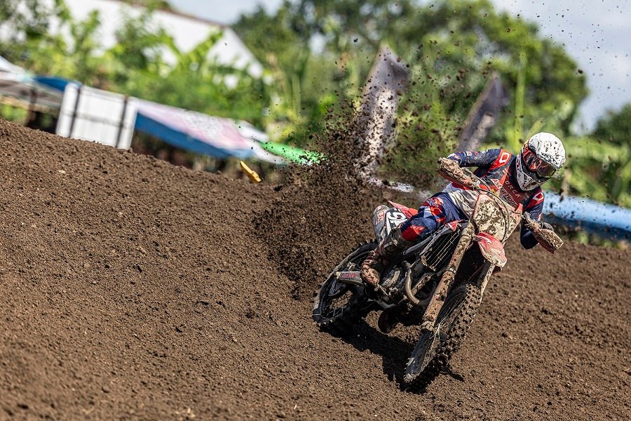 Dua Crosser Astra Honda Siap Hadapi MXGP Lombok