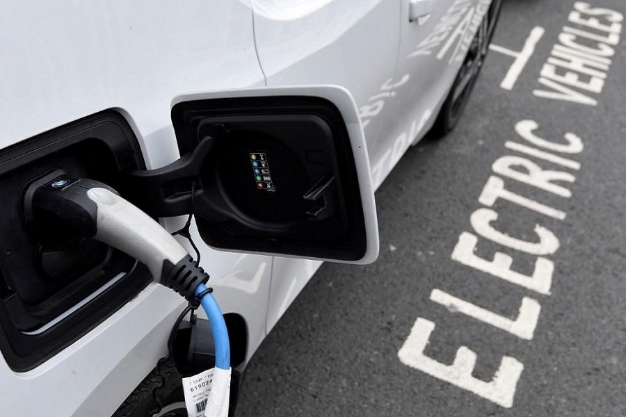 Energi Hijau! Lonjakan Penjualan Mobil Listrik di Singapura Pemerintah Pasang 7.100 SPKLU