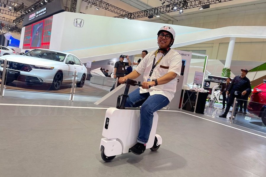 GIIAS 2024 Honda Motocompacto, Kendaraan Listrik Lipat
