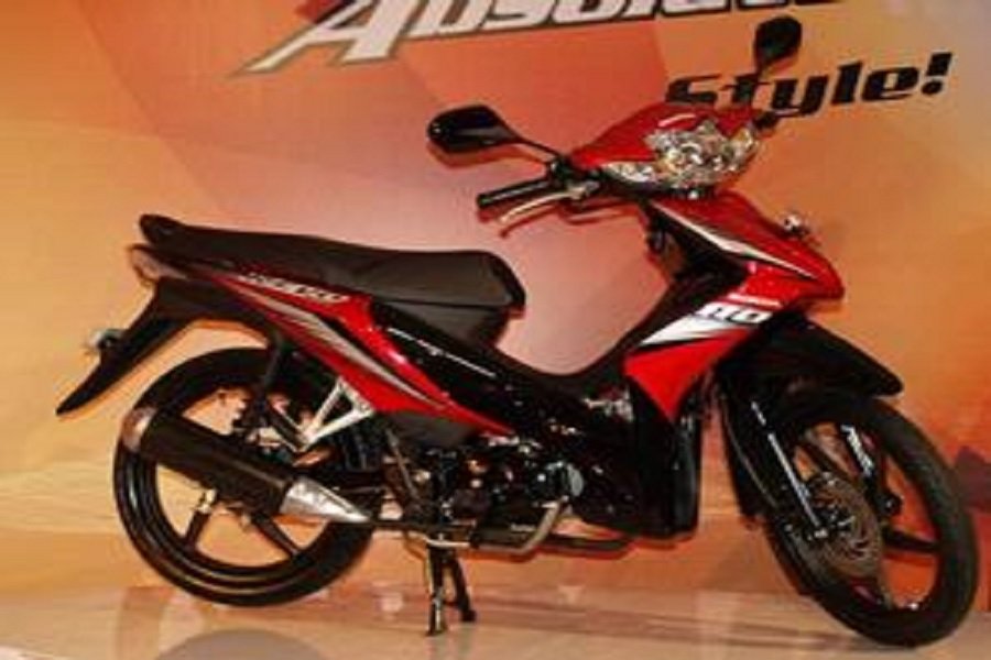 Honda Revo 110 Fi Motor Super Irit 62 km L yang Bikin Kamu Hemat Banyak!