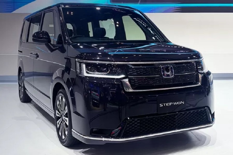 Honda StepWGN MPV Luxury Baru dengan Fitur Modern yang Memukau!