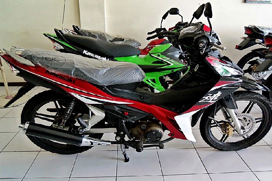 Kawasaki Edge Motor Bebek Legendaris yang Kini Langka dan Dicari Kolektor!