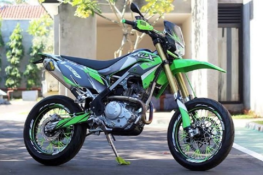 Kejutan Tangguh untuk Pecinta Motor Trail! Kawasaki KLX 230 S Terbaru Siap Meluncur