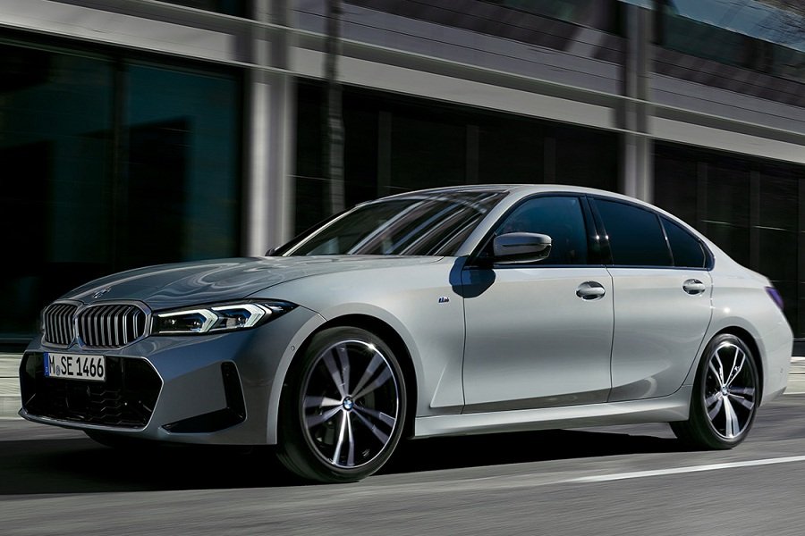 Kelebihan BMW 3 Series yang Bikin Melongo! Mengapa Lebih Dipilih dari Honda Civic dan Mercedes Benz C Class?
