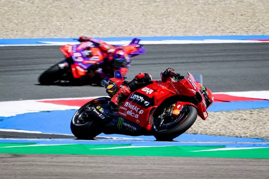 Kemenangan Sempurna Bagnaia di MotoGP Belanda