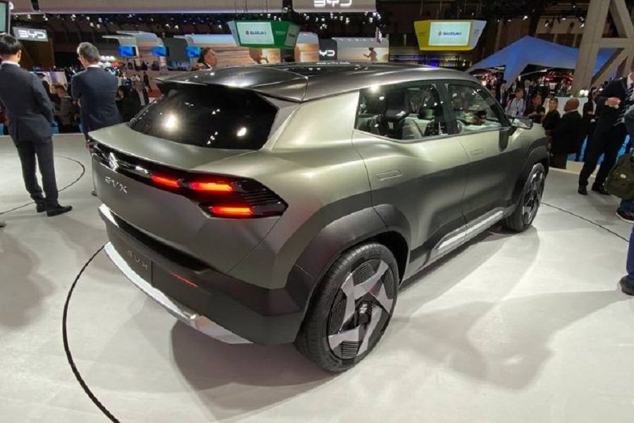 Mobil Listrik Suzuki EVX! Tampilan Versi Produksi dan Peluangnya di GIIAS 2024