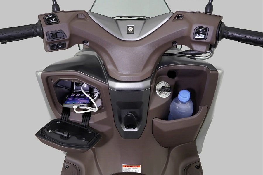 Motor Matic Terbaik untuk Liburan ke Pantai! Temukan Kenyamanan Maksimal dengan Suzuki Burgman Street 125 EX