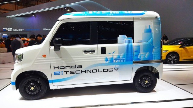 Penampilan Lengkap Honda N-VAN e di GIIAS 2024