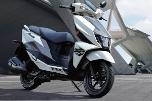 Skutik Matic Futuristik! Suzuki Avenis 125 Teknologi Canggih untuk Mobilitas Modern