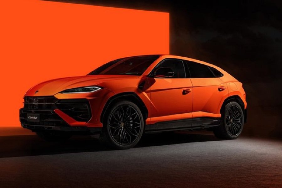 Tantangan SUV Mewah! Lamborghini Urus SE Menguasai Asia Tenggara dengan Desain Futuristik dan Performa Super