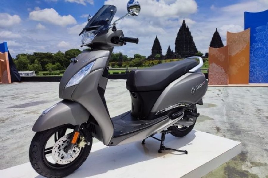 Temukan Jawabannya di Sini! TVS Callisto 125 Apakah Skutik Ini Layak Jadi Pilihan Anda