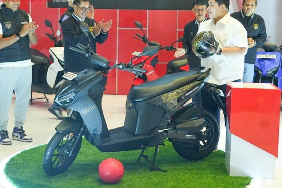 Tingkatkan Mobilitas Anda dengan Motor Listrik Gesits Garuda yang Memikat! Simak Fiturnya yang Revolusioner!