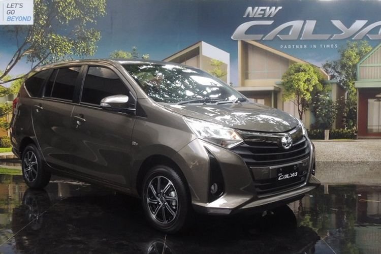Toyota Calya Matik vs Manual Mana yang Lebih Irit