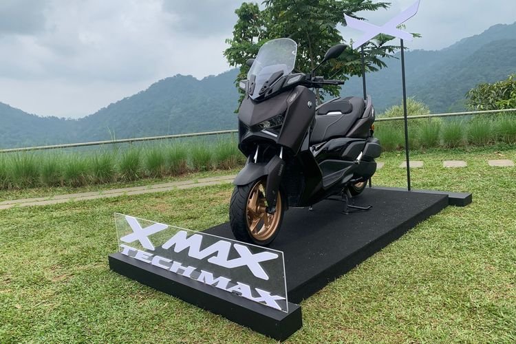Yamaha XMAX Connected Paling Tepat untuk Touring