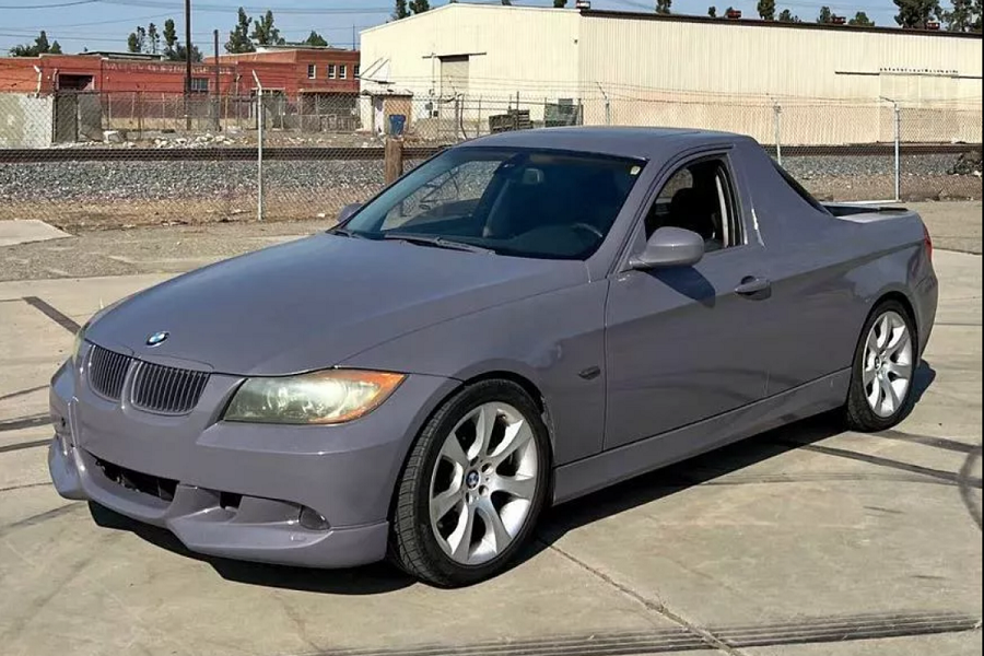 BMW Seri 3 2007 Jadi Pikap Mewah Modifikasi Unik di Fresno!