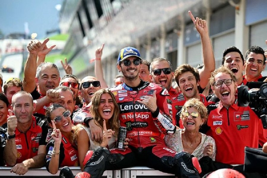 Bagnaia Kuasai MotoGP Austria, Jarak Jauh dari Martin!