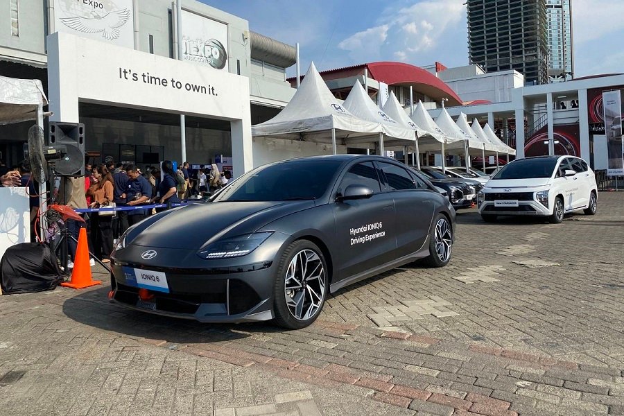 Baterai Mobil Listrik vs. Ponsel Kenapa BEV Tidak Akan Kembung