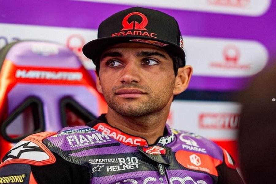 Lorenzo Cara Martin Mengalahkan Bagnaia di MotoGP 2024!