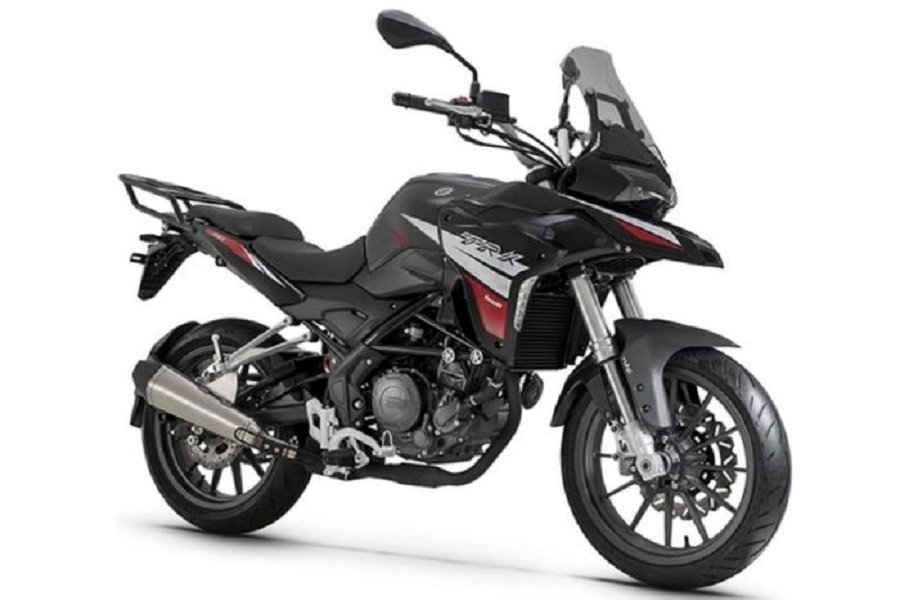 Benelli TRK251 Motor Adventure Murah yang Tantang Suzuki V-Strom 250 SX!