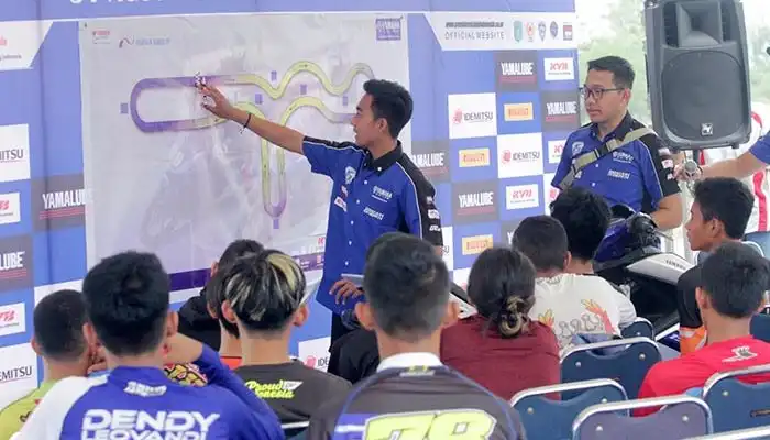 Gimana Kalau Ikut Coaching Clinic di Yamaha Cup Race 2024 Pasti Bakal Dapat Ilmu Baru!