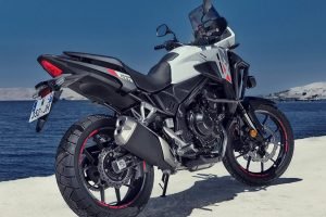 Jelajahi Dunia! Honda NX500 2024 Sepeda Motor Adventure dengan Desain Sporty dan Teknologi Terkini