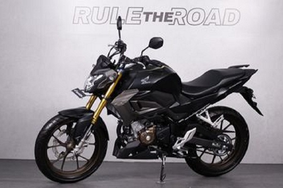 Menaklukkan Jalanan! Honda CB150R Streetfire Motor Sport Naked dari Honda