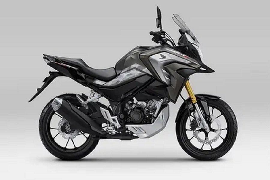 Perbandingan Spek! Honda Sonic 150R dan CB150X 2024 Pilih yang Mana
