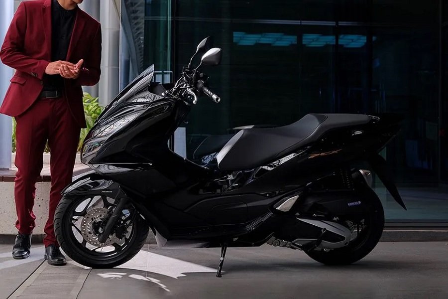 Pilihan Warna Menarik! Honda PCX 160 2024 Skutik Elegan dengan Fitur Mewah, Harga Mulai Rp44 Juta