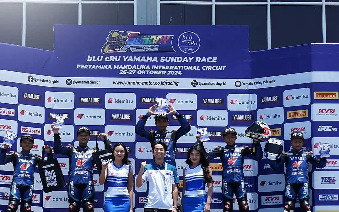 Bersinar di Yamaha Sunday Race 2024, Para Juara Kelas R15 Junior Pro!