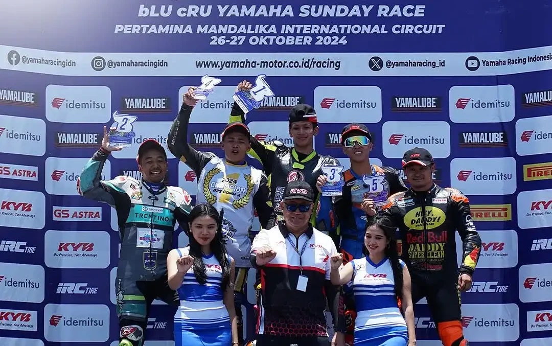 Podium Gemilang! Ini Dia Para Juara R25 Comm A di Mandalika