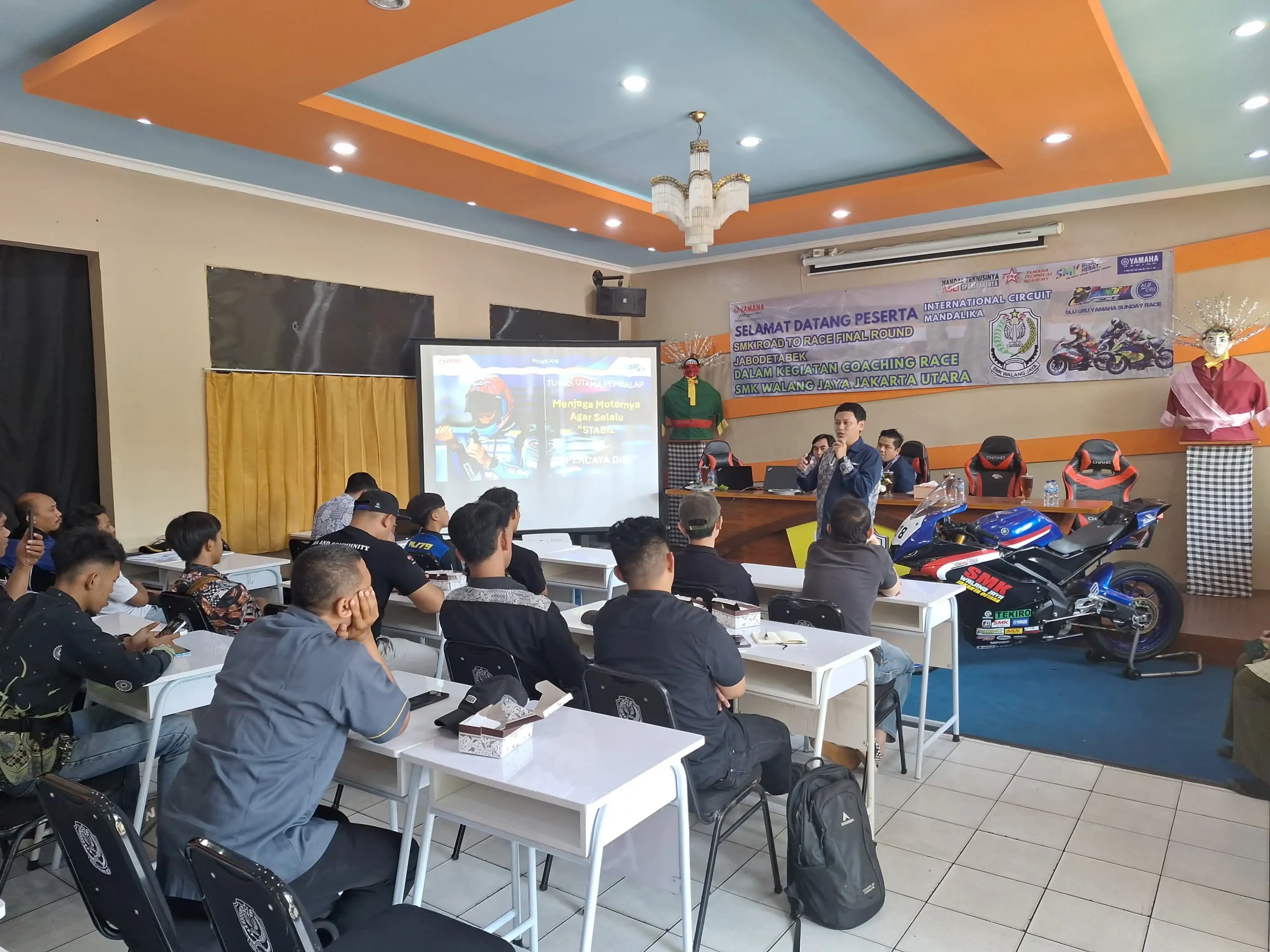 Program Coaching Intensif Menanamkan Jiwa Kompetitif di Kalangan Siswa SMK