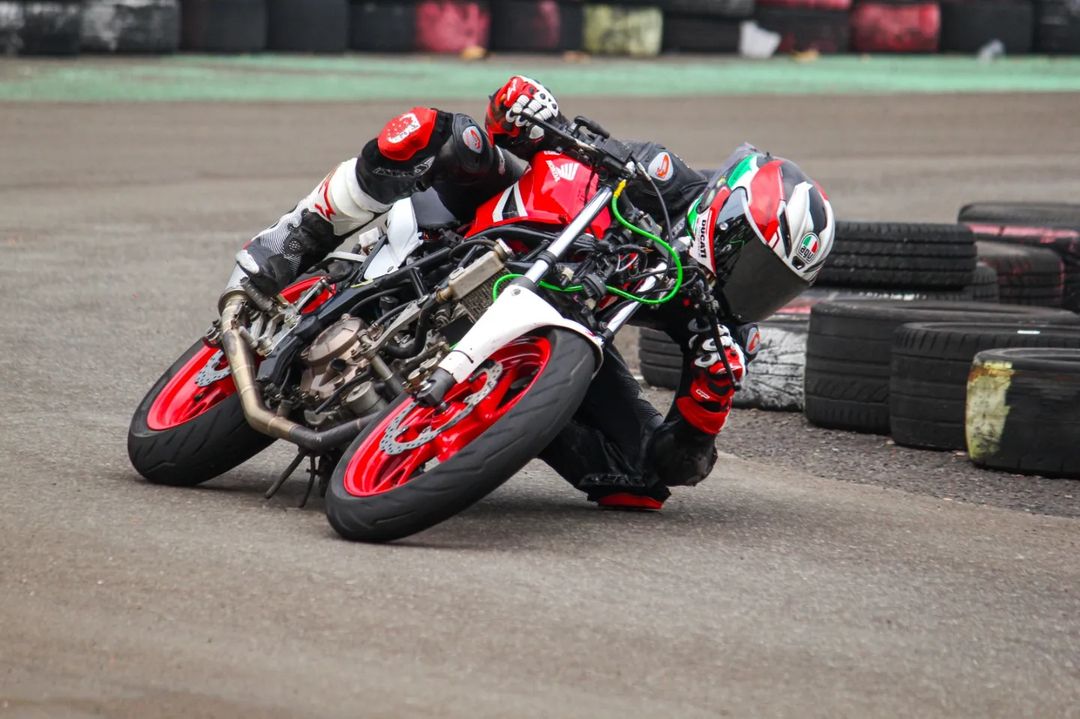Rian Saktian Bangga Atas Prestasi Rakha Bima Sakti Double Winner MiniGP GP-2 190 di Final FIM MiniGP Indonesia Series 2024