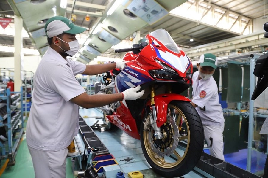 Ekspor Sepeda Motor Indonesia Turun, Tapi Astra Honda Justru Tumbuh!