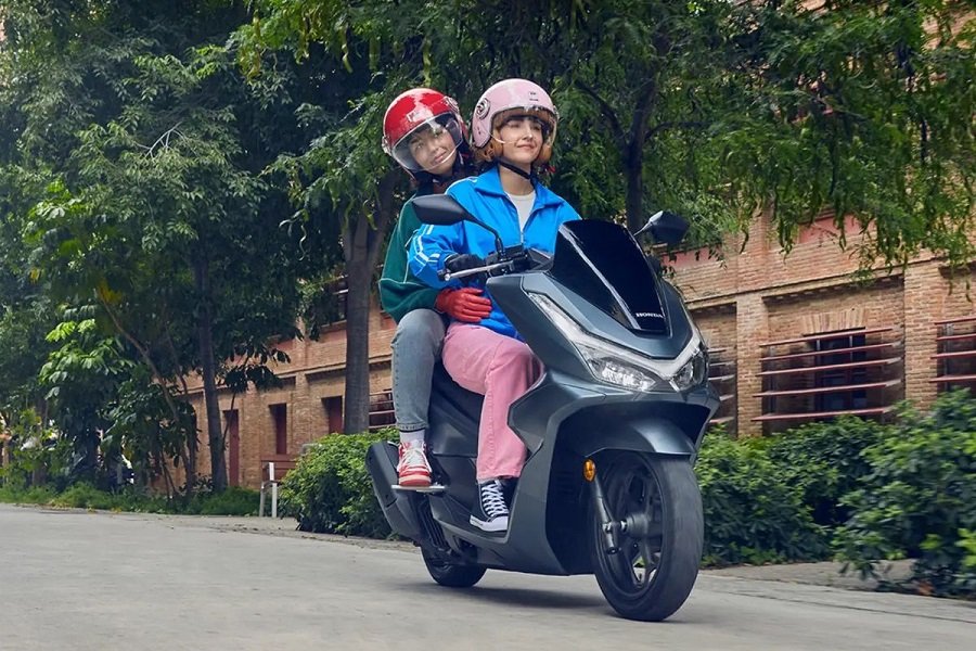 Honda PCX 125 Eropa Desain Gahar & Fitur Canggih, Tertarik Ganti ke PCX 160