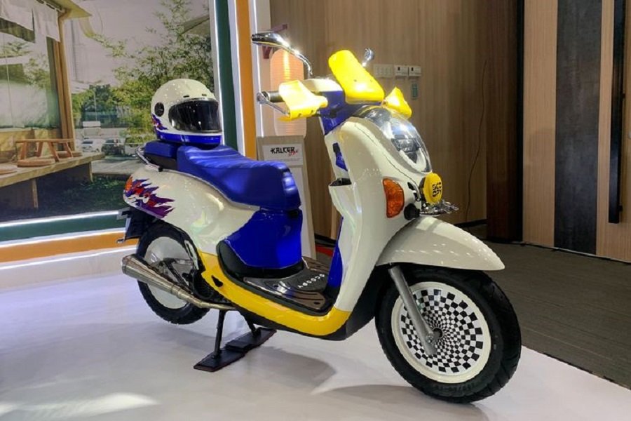 Honda Scoopy Kalcer Modifikasi Retro yang Bikin Gaya Kamu Makin Keren!