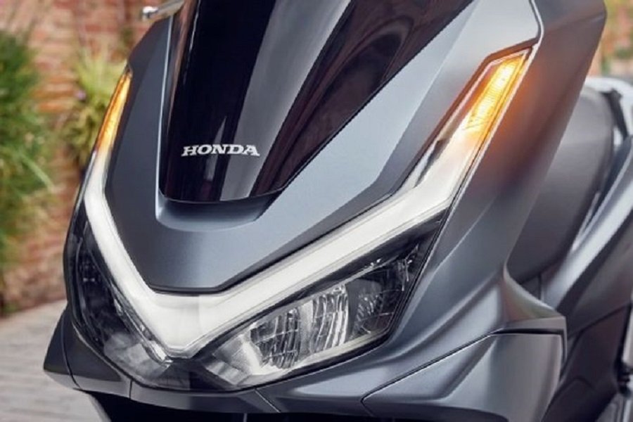 Jangan Sampai Ketinggalan! Honda PCX 125 Tampil Segar, PCX 160 2025 Siap Hadir!